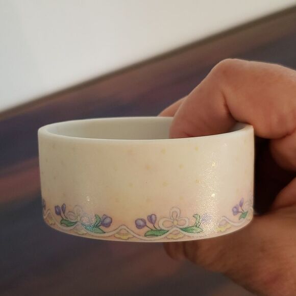 Vtg 1999 Enesco Precious Moments Small Porcelain Trinket Box With Lid "February" - Picture 6 of 10